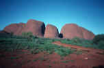 australia_54_olgasxx.jpg (152865 Byte) The Olgas, Northern Territory, free photo gallery