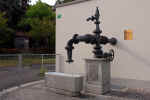 fountain-7n3p.jpg (104268 Byte) Velden