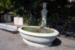 fountain-m9w7.jpg (161702 Byte)