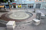 fountain-vc5b.jpg (145029 Byte) Graben
