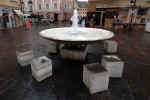 fountain-xc5k.jpg (124347 Byte) Klagenfurt