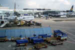 airport-planes-g02.jpg (160241 Byte)