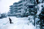 snow-9ioa.jpg (150422 Byte) street winter