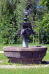 fountain-750q.jpg (265809 Byte) near Lienz