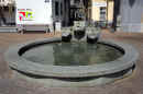 fountain-d1wq.jpg (147008 Byte)