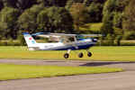 airplane-8w1q.jpg (135190 Byte) landing